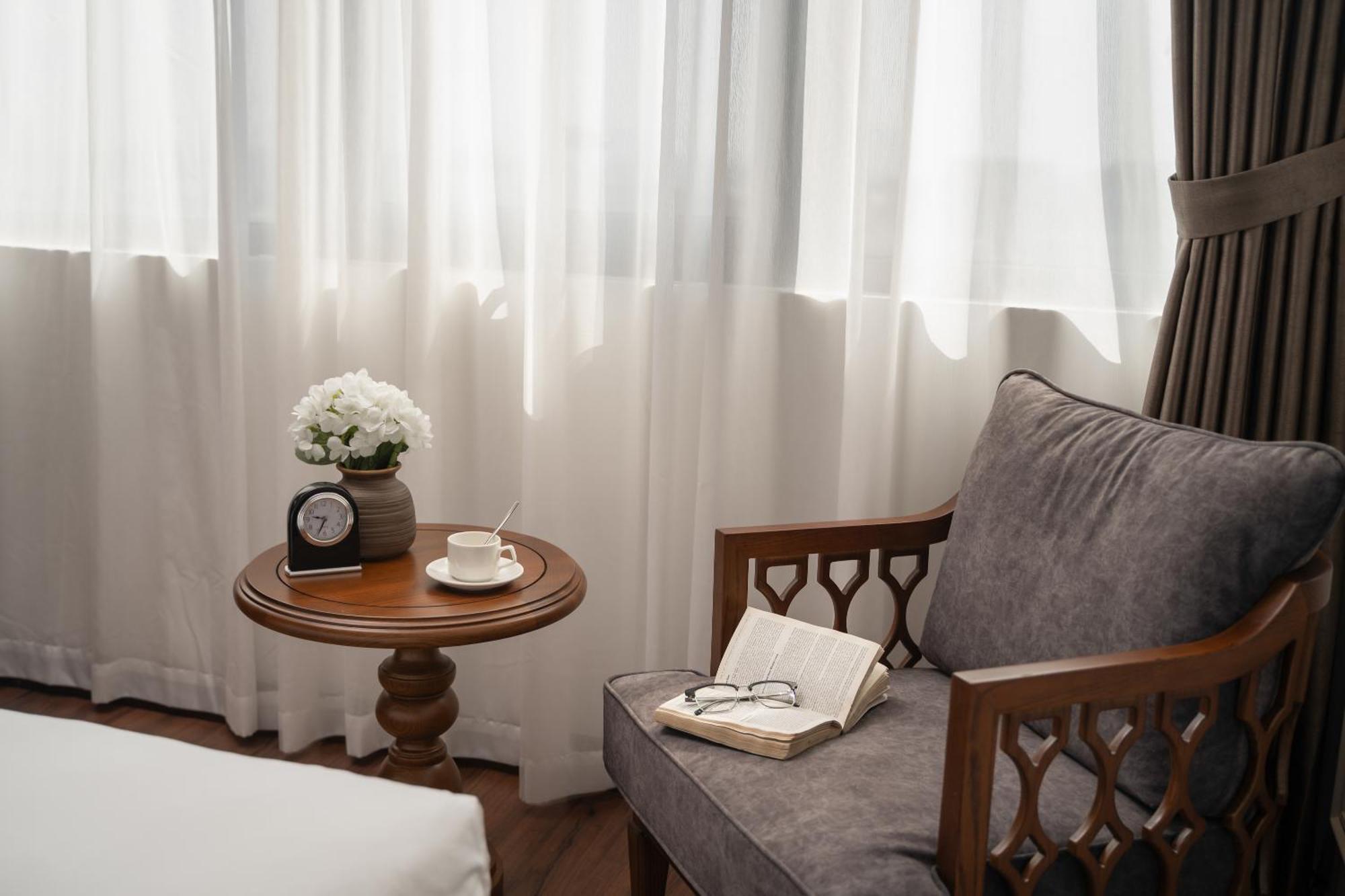The Q Boutique Hotel Hanoi Buitenkant foto