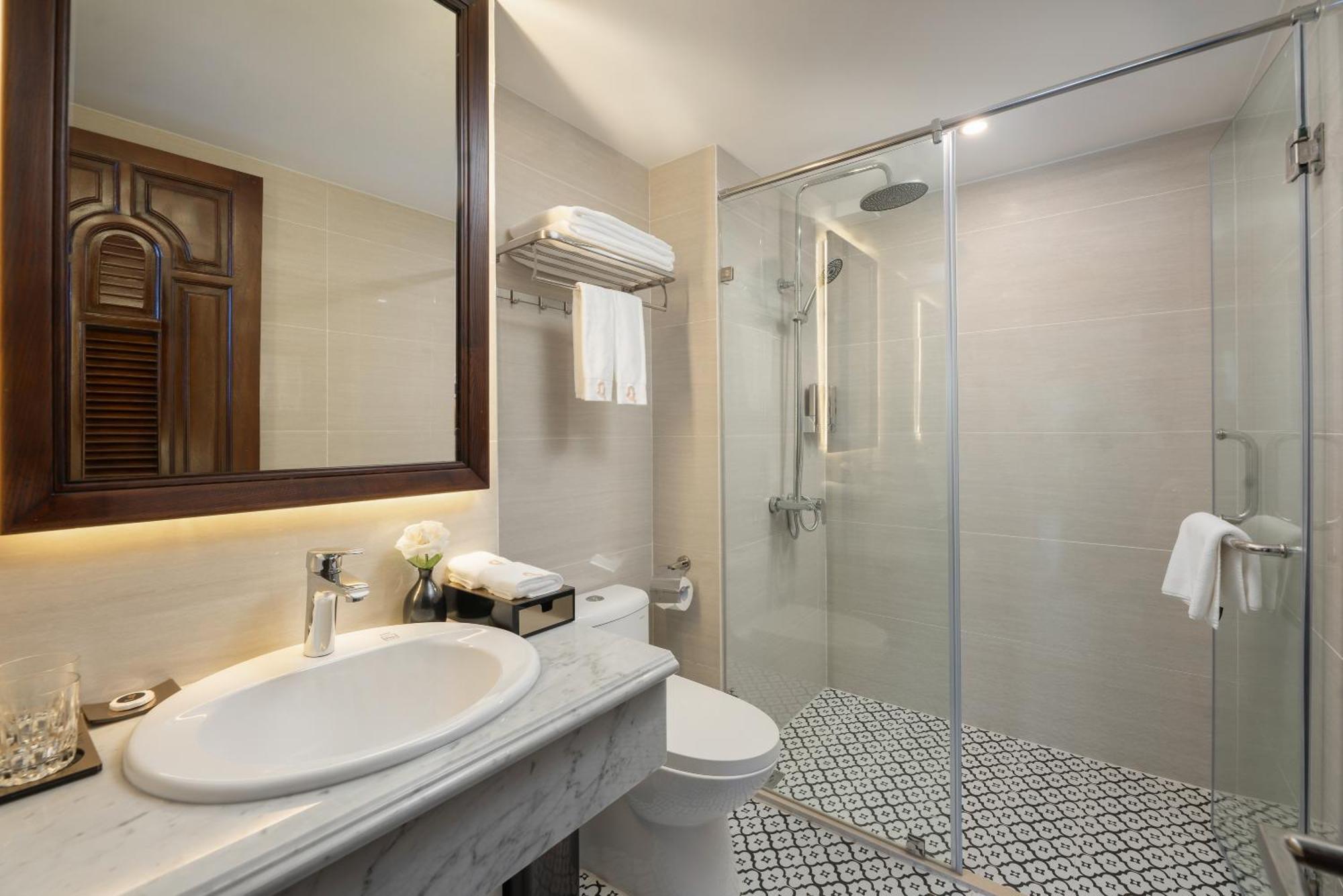 The Q Boutique Hotel Hanoi Buitenkant foto